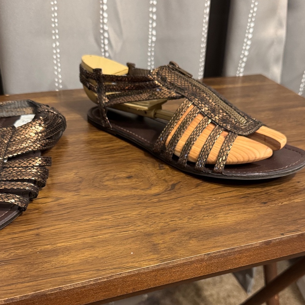 Vintage Madden Girl Brown Strappy Sandals with Zipper